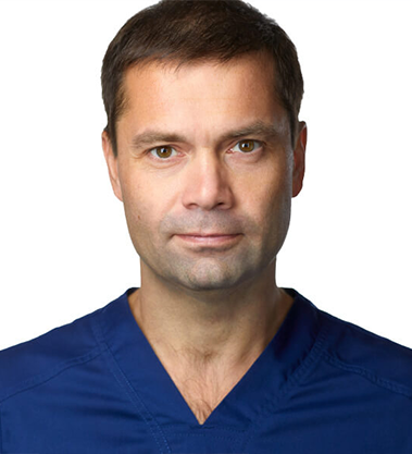 Стоматолого-имплантолог Федоров Роман Николаевич