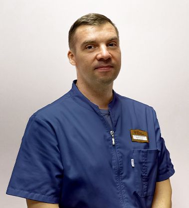 Стоматолог хирург-имплантолог Степанищев Александр Валерьевич